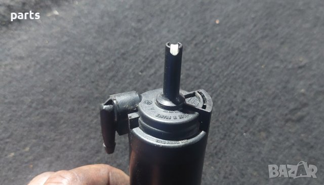 Помпа Казанче Чистачки Рено Клио 1 - Еспейс - Меган - Канго , снимка 3 - Части - 40349153