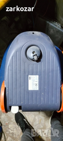 прахосмукачка Vax V-2000C , снимка 2 - Прахосмукачки - 52636462