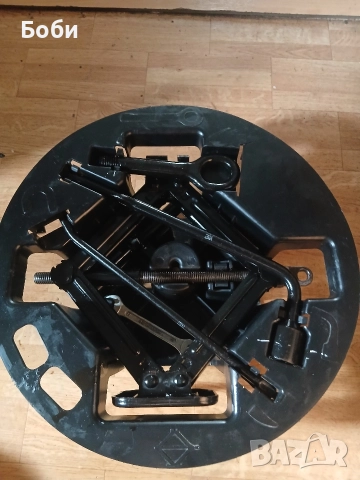 Органайзер с инструменти хюндай кия оем нов