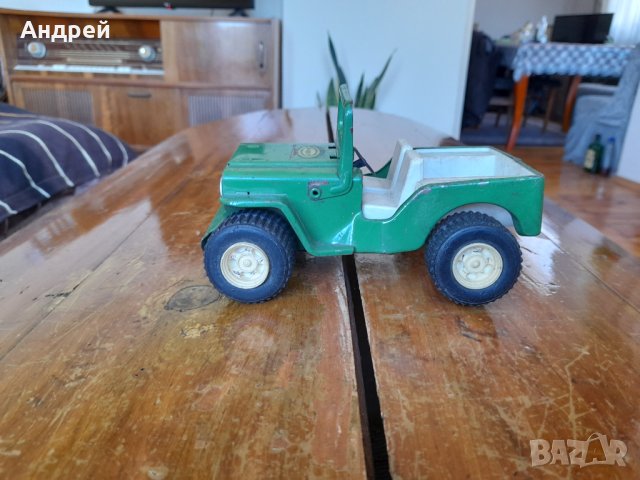 Стара кола,количка Джип Мир