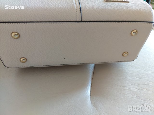 Дамска бежова чанта , снимка 7 - Чанти - 33369639