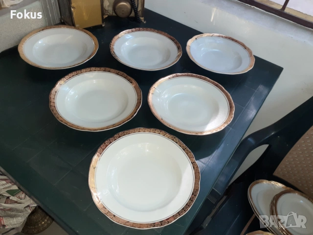 Български порцелан Китка Нови Пазар големи чинии 6 бр позлат