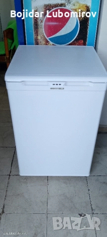 малък фризер 