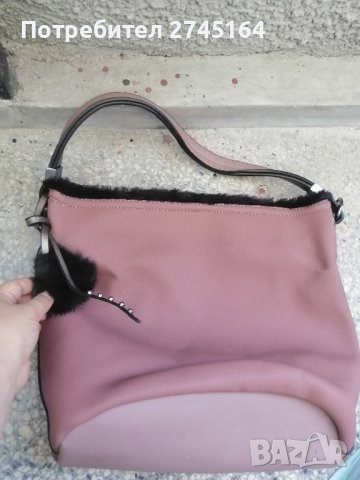 Нова чанта с пухче , снимка 5 - Чанти - 42976681