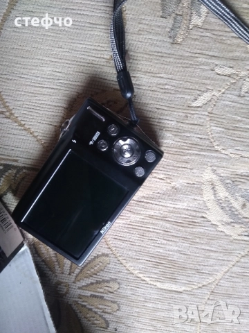 Предлагат се два фотоапарата Nikon и Samsung. , снимка 3 - Фотоапарати - 51958356