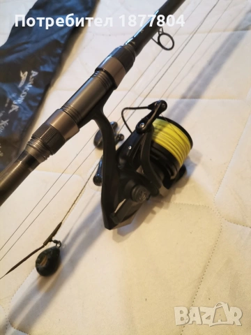 Продавам спод въдица и макара, снимка 4 - Въдици - 53485499