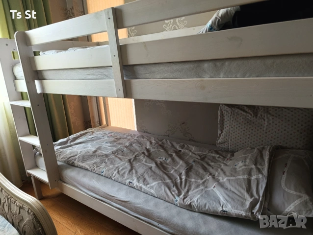 Двуетажно легло с ортопедични матраци 200х90см