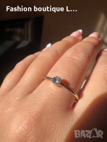 Златист тънък пръстен с блестящ диамант ❤️, снимка 2 - Пръстени - 52247835