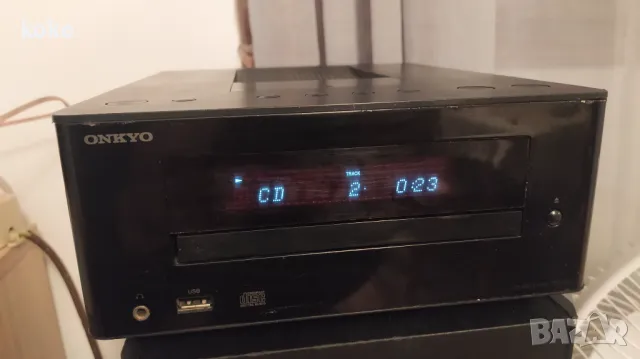 Onkyo receiver усилвател сд радио