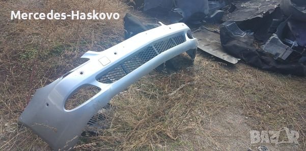 Предна броня w219 в доста добро състояние, снимка 2 - Аксесоари и консумативи - 36699444