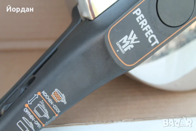 Немска тенджера под налягане ''WMF'' , снимка 6 - Съдове за готвене - 50584980