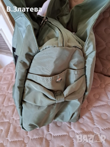 Дамска чанта – голяма,в  зелено, промазка, 100% непромокаема, снимка 5 - Чанти - 51507302