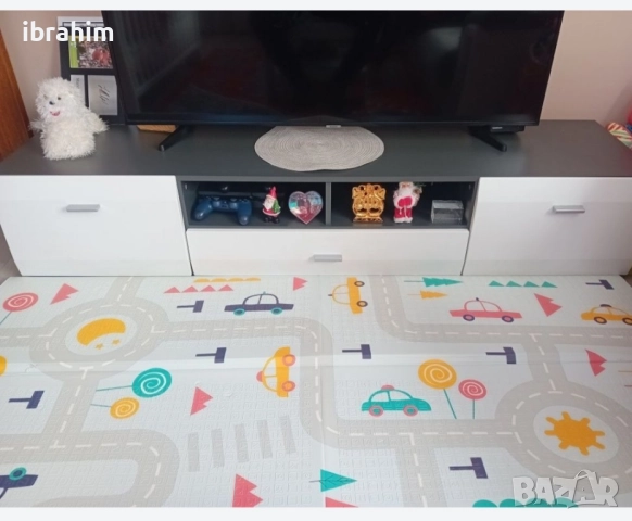 TV секция за телевизор, снимка 2 - Стойки, 3D очила, аксесоари - 52092411