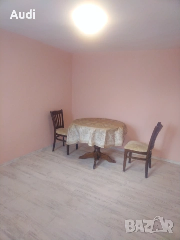 Давам под наем обзаведена малка къща кв.Абтитус  Водна централа, ул Драва Давуз 8 Има външна тоалетн, снимка 4 - Къщи - 46271369