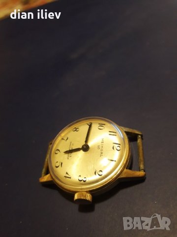 Стар дамски механичен часовник ., снимка 3 - Антикварни и старинни предмети - 27656231