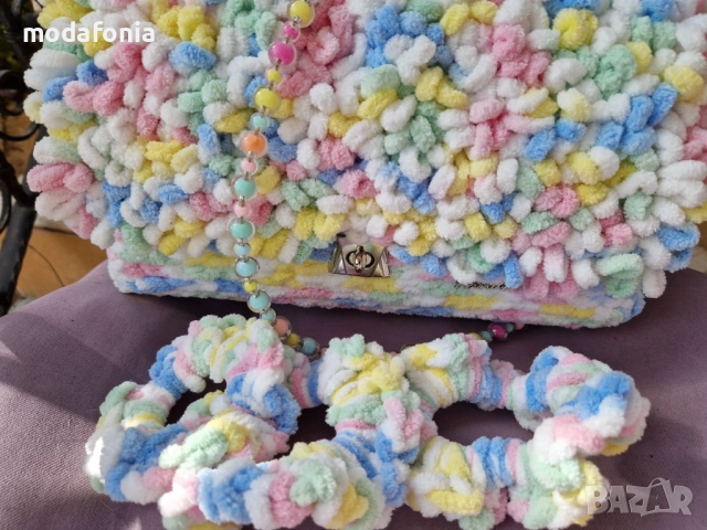 Ръчно изработена чанта CANDY и скрънчи, снимка 5 - Чанти - 51707492