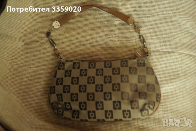 продавам малко употребявана дамска чанта, снимка 2 - Чанти - 37099697