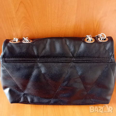 Чанта със синжири, снимка 6 - Чанти - 44866801