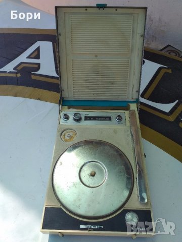 AIMOR seven transistor  phonograph-radio, снимка 2 - Радиокасетофони, транзистори - 32832532