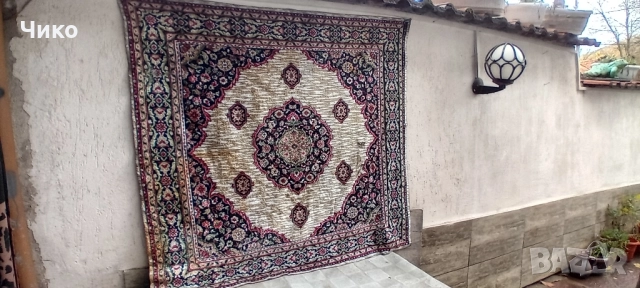 Стар плюшен ковьор за стена, снимка 2 - Антикварни и старинни предмети - 51522120