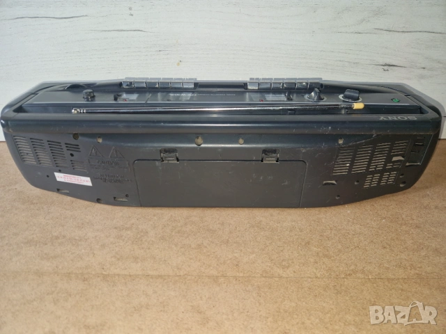 Sony cfs-w303l, снимка 3 - Радиокасетофони, транзистори - 53148763