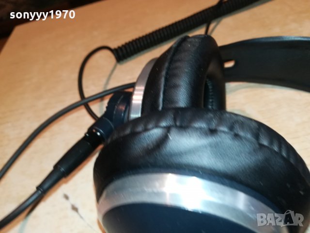 akg hifi monitor headphones austria 2510211913, снимка 9 - Слушалки и портативни колонки - 34581113