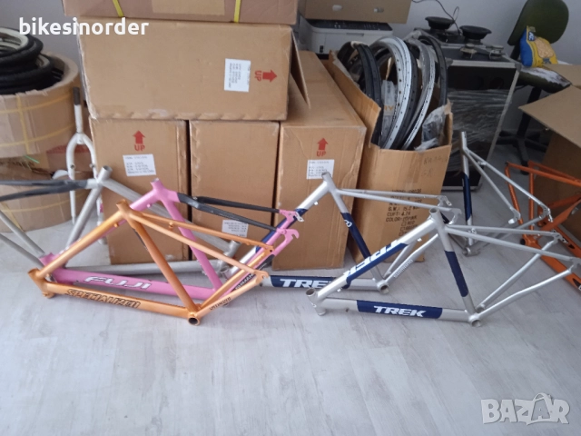 Висок клас качествени НОВИ маркови шосейни рамки Л-размер