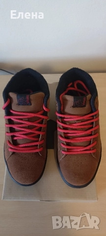 Кецове Etnies от ест.кожа, 36 номер, снимка 2 - Детски маратонки - 51975822
