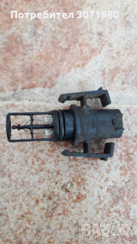 Датчик температура на входящия въздух VDO 0005422818 Мерцедес Mercedes-Benz W210 