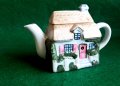 малък порцеланов чайник-къщичка, снимка 9