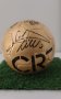Златната топка CR7 подписана от Кристиано Роналдо