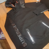 SuperDry size M , снимка 2 - Блузи - 44879703