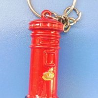 Сувенир от Лондон – ключодържатели символи Лондон: телефонна кабина, пощенска кутия, снимка 7 - Други стоки за дома - 35838191
