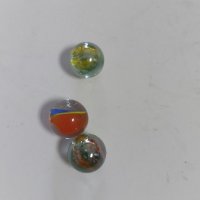 Стъклени топчета, 33 бр, снимка 2 - Антикварни и старинни предмети - 43880039
