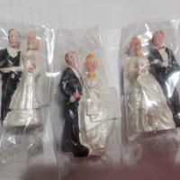 малка Сватбена фигурка на младоженци за връх на сватбена торта ТОПЕР гипсова, снимка 4 - Други - 32793063