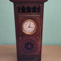 Стар настолен часовник, снимка 1 - Антикварни и старинни предмети - 43347608