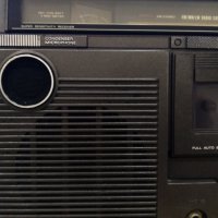 Радио касетофон Hitachi 5280, снимка 2 - Радиокасетофони, транзистори - 43852707