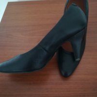 Обувки, снимка 2 - Дамски ежедневни обувки - 26435588