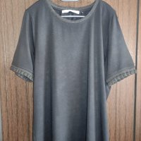 Черна тениска с ефектен ръкав , снимка 1 - Тениски - 34911880