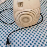Електрическа отоплителна печка тип духалка Делонги и отоплителна печка KROWN. , снимка 1 - Други - 43044230