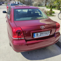 Toyota Avensis 1.6i бензин, снимка 1 - Автомобили и джипове - 44909760