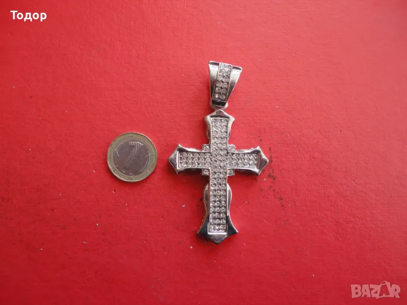 Страхотен кръст с камъни , снимка 1