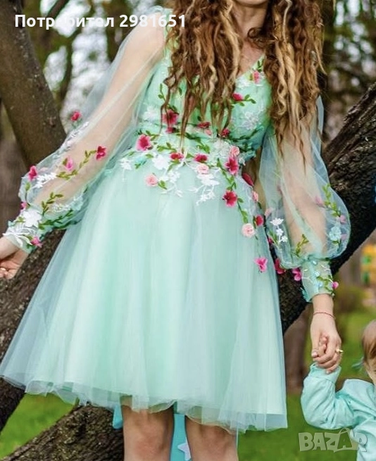 Уникална рокля с 3Д цветя, снимка 1