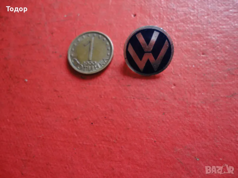 Голям автомобилен знак значка Фолксваген WV с емайл, снимка 1