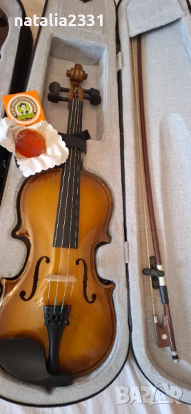 Цигулка 1/2 половинка ПОДАРЪК, снимка 1