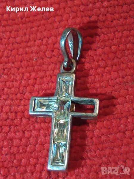 СТАРО СРЕБЪРНО КРЪСТЧЕ СРЕБРО 925 с ФАСЕТИРАНИ ИСКРЯЩИ КРИСТАЛИ Едното КАМЪЧЕ ЛИПСВА! 40508, снимка 1