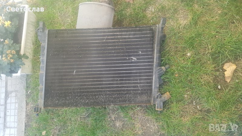 Радиатор Рено Лагуна 1.8 бензин Valeo 731128, снимка 1