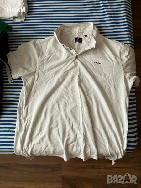 Бяла тениска с яка, снимка 1