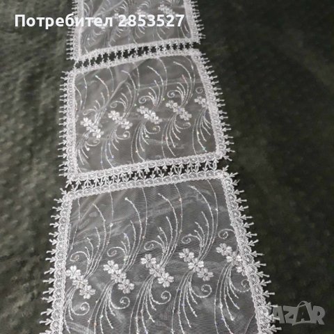 Комплект Бродирани Карета, снимка 5 - Покривки за маси - 43660811