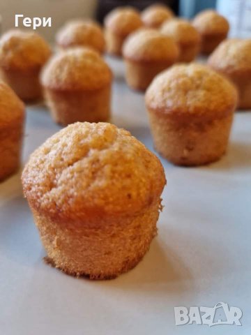 Tupperware силиконова форма мини мъфини, снимка 4 - Форми - 38705459